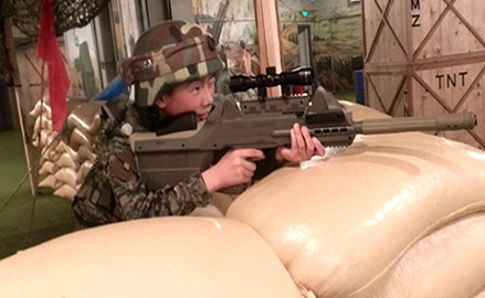 鱼跃军事夏令营活动之真人CS镭战