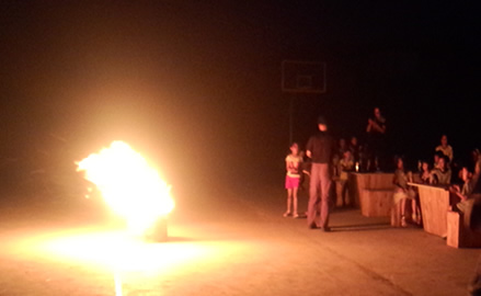 鱼跃素质拓展童军夏令营—篝火晚会