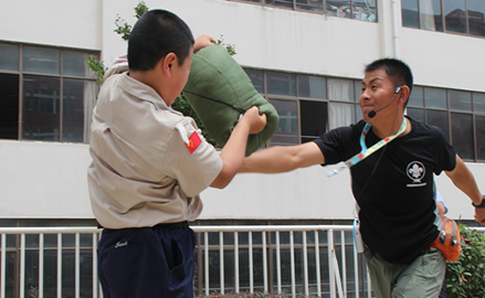  中国童子军青岛夏令营—防爆安全训练