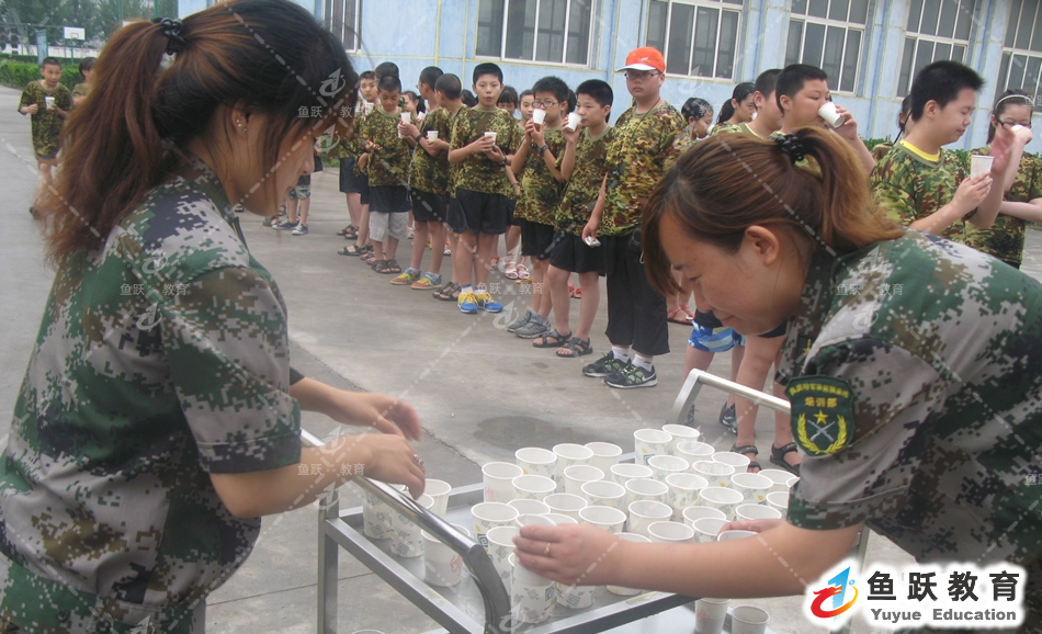 鱼跃夏令营活动之防暑